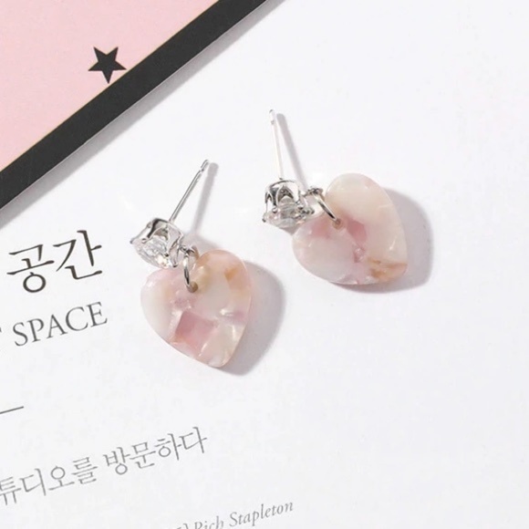 ❤️️NEW UNIQUE Cute Heart Handmade Earrings W11 - Picture 3 of 4